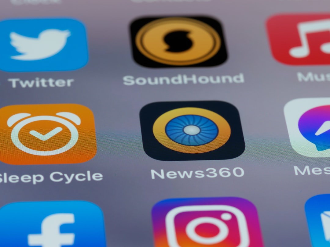 Meta ve YouTube’a 3 Milyon Dolarlık Şok Tazminat Cezası!