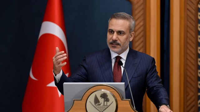 Fidan Uyardı: ABD ve İsrail Arasındaki Uzaklaşma Savaşı Uzatabilir!