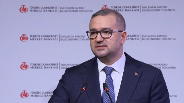 ABD'den Hürmüz Boğazı'nda Kritik Bildirim: Abluka Tehdidi Gündemde!