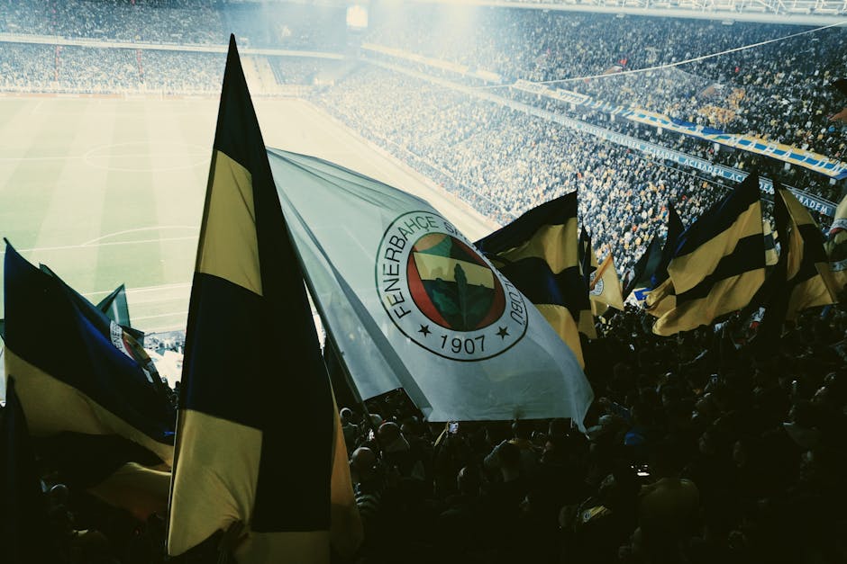 Fenerbahçe-Beşiktaş Derbisi: Zirve ve Rekabetin Kaderi Bugün Çiziliyor!