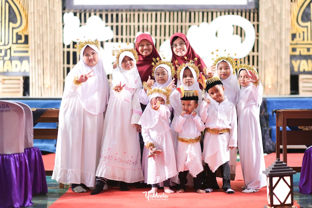 Miniklerden Bakan'a Sürpriz Karşılama! Neler Oluyor?