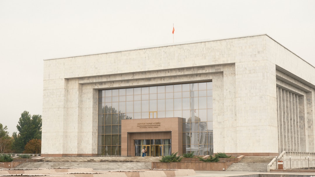 AYM’den Şok Karar: Cumhurbaşkanlığı Kararnamesiyle Kadro İhdasına İptal!